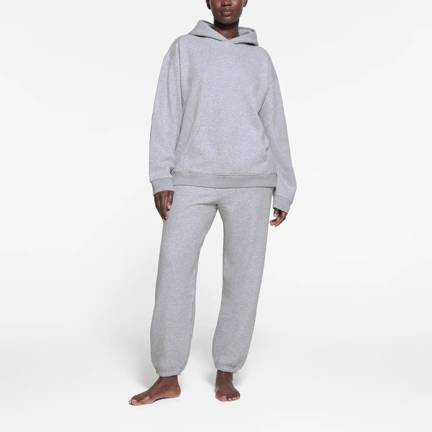 OVERSIZED HOODIE